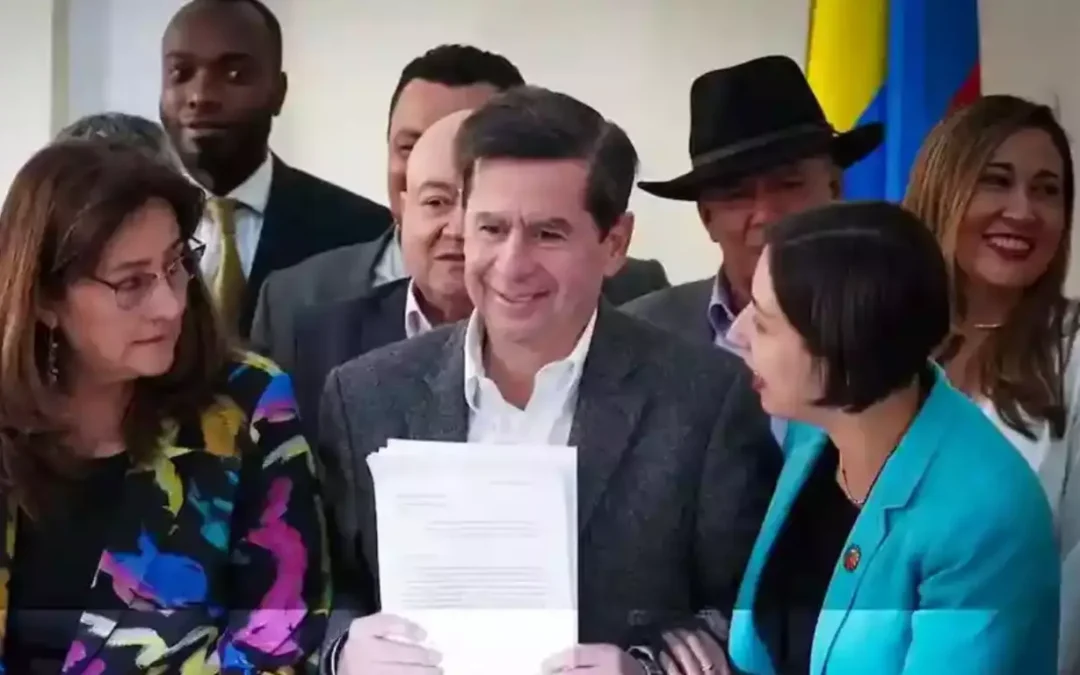 Gobierno radicó proyecto de Jurisdicción Agraria: “no posibilita expropiación exprés”